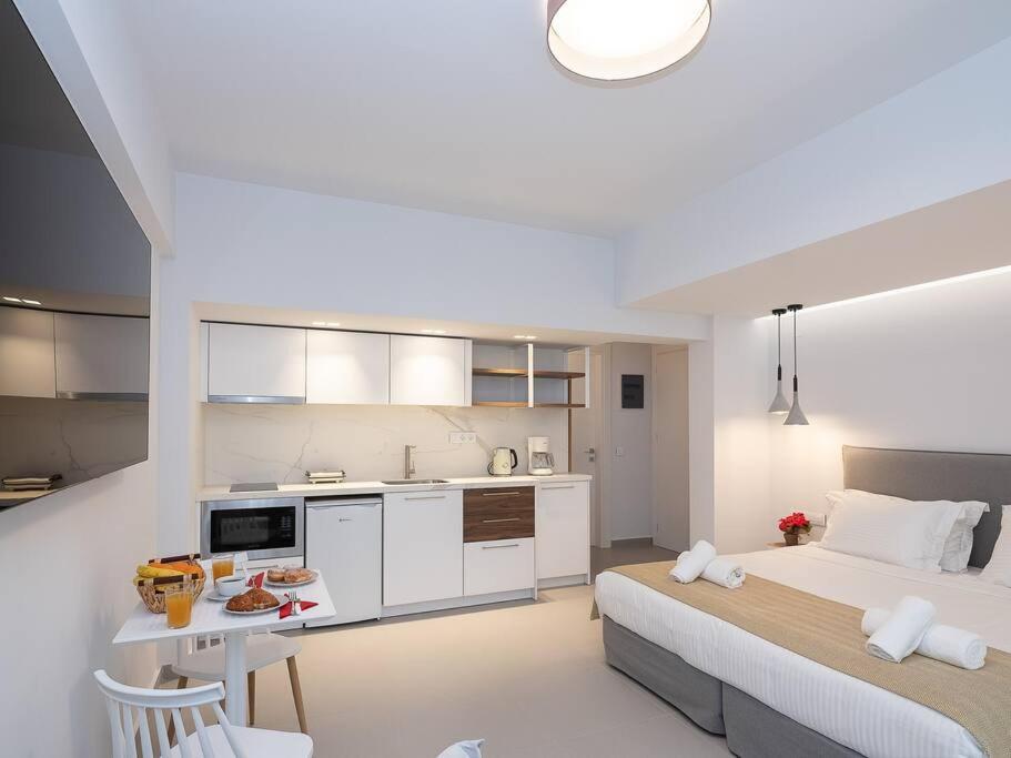 Iris Luxury Apartment At The Heraklion Center Exterior foto